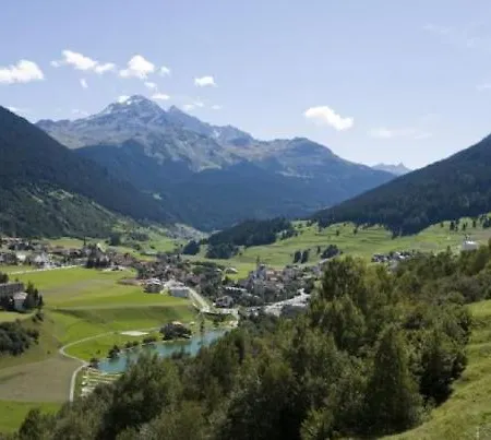 Отель Danilo 3*